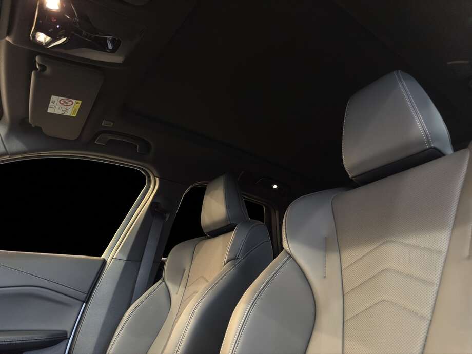 BMW X1 (Bild 12/15)