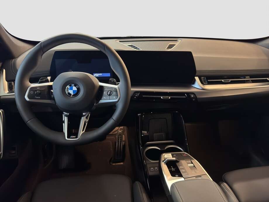 BMW X1 (Bild 14/15)