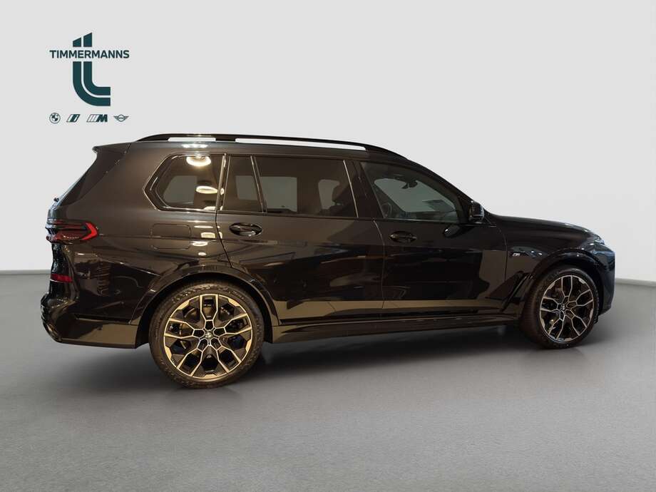 BMW X7 xDrive40d (Bild 10/13)