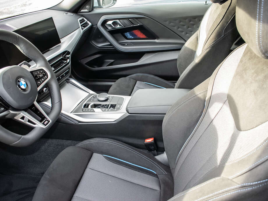 BMW 230i (Bild 2/16)