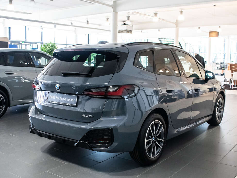BMW 220 Active Tourer (Bild 12/19)