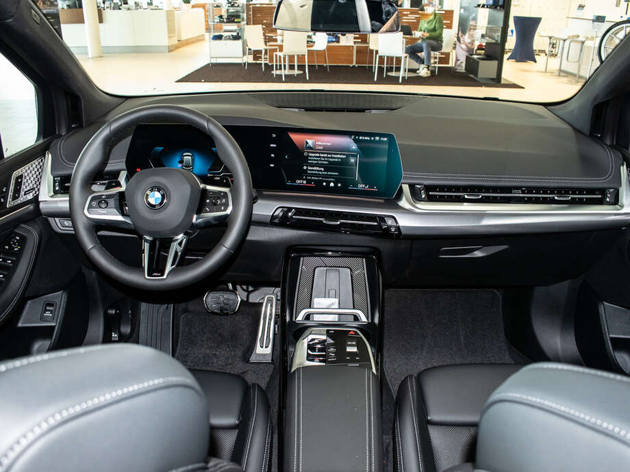 BMW 220 Active Tourer (Bild 16/19)