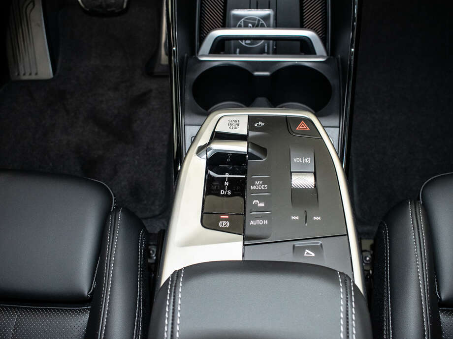 BMW 220 Active Tourer (Bild 19/19)