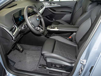 BMW 220 Active Tourer (Bild 2/19)