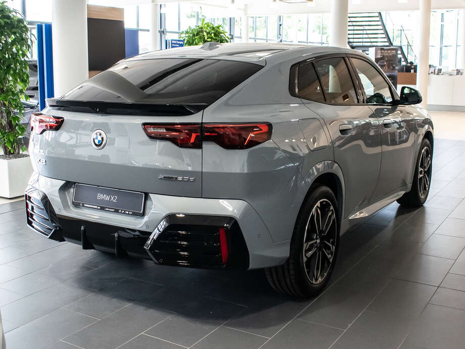 BMW X2 (Bild 10/17)