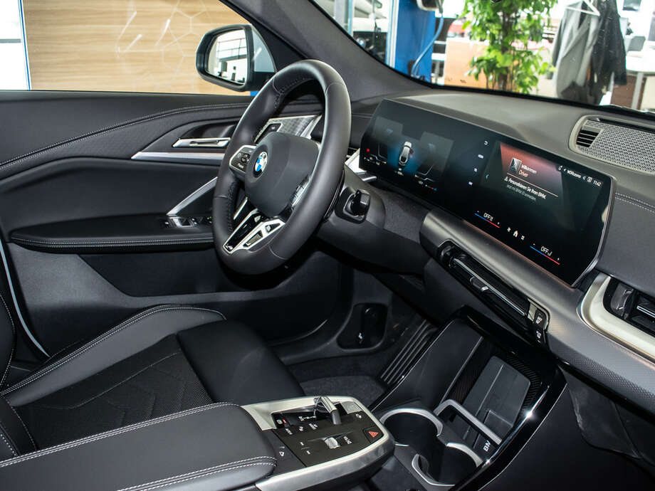 BMW X2 (Bild 12/17)