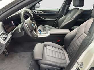 BMW i4 (Bild 2/17)