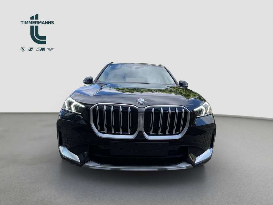 BMW X1 (Bild 15/16)