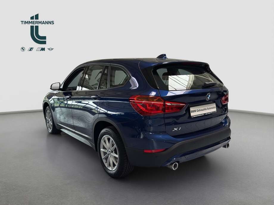 BMW X1 (Bild 10/16)