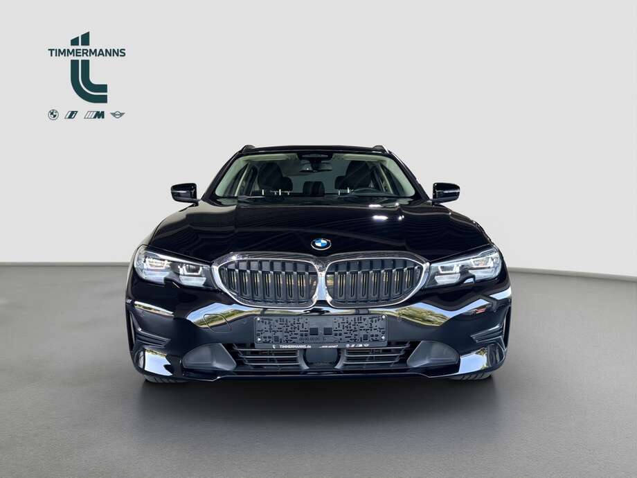 BMW 330d xDrive (Bild 15/16)