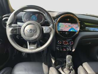 MINI Cooper (Bild 2/16)