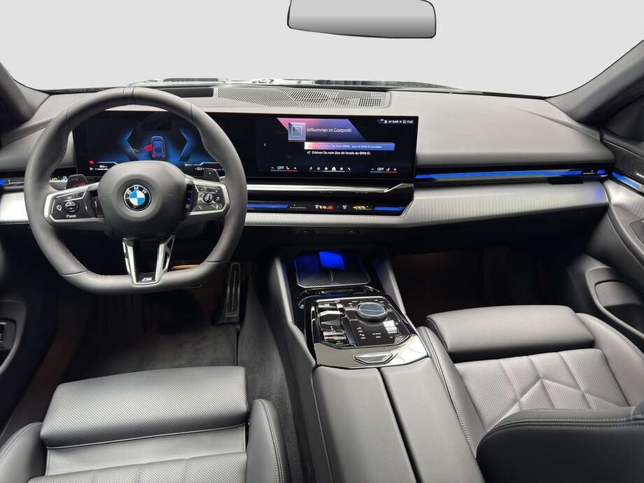 BMW 520d (Bild 3/17)
