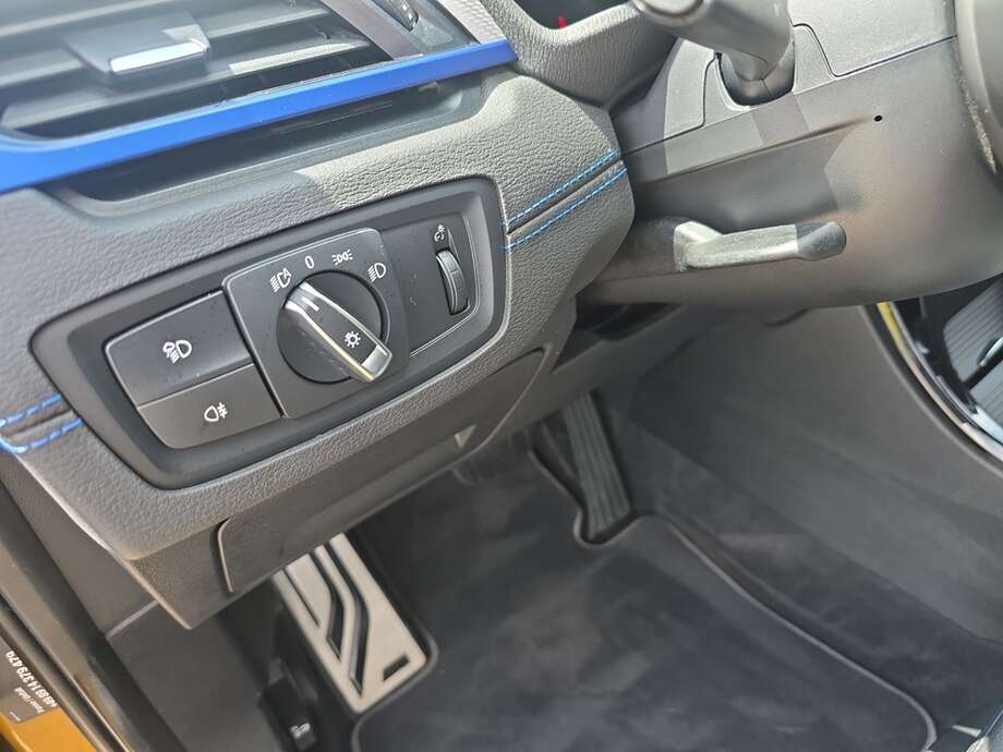 BMW X2 (Bild 9/18)