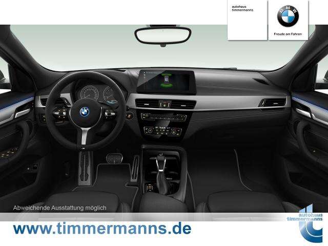 BMW X2 (Bild 18/19)