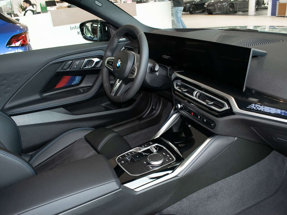 BMW M240i (Bild 12/17)