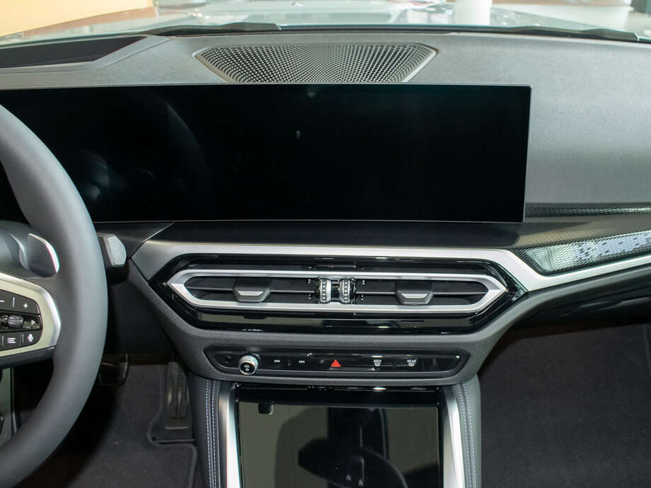BMW M240i (Bild 16/17)