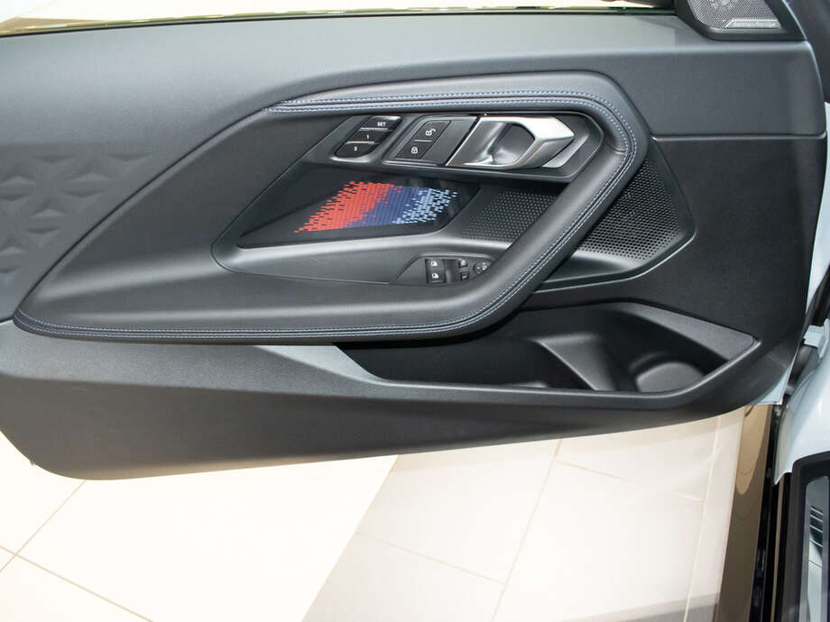 BMW M240i (Bild 4/17)