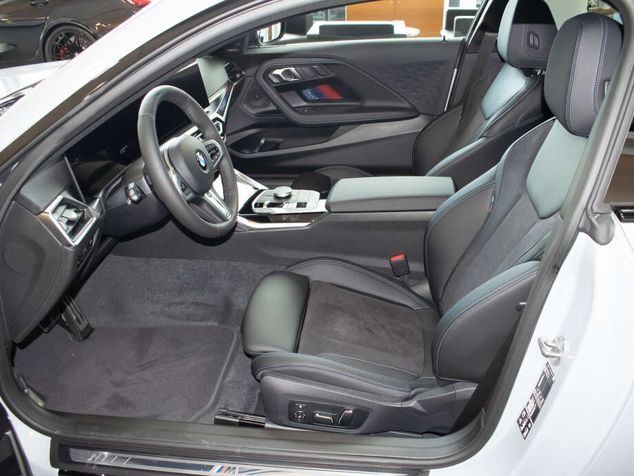 BMW M240i (Bild 6/17)