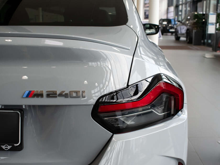BMW M240i (Bild 9/17)