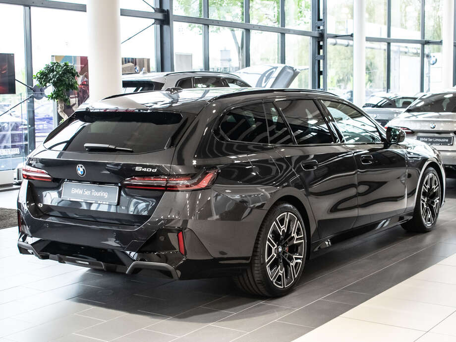 BMW 540d xDrive (Bild 12/22)