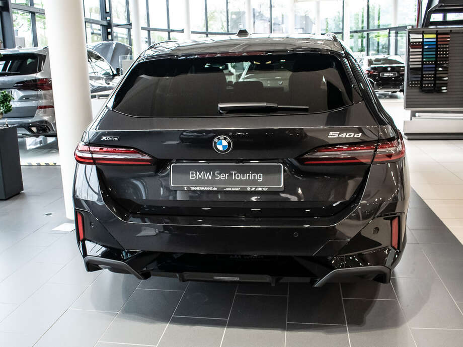 BMW 540d xDrive (Bild 14/22)