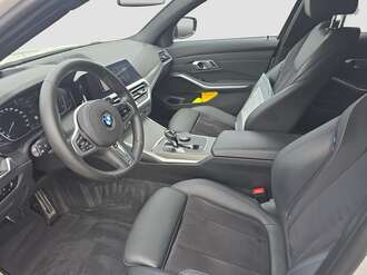 BMW 318d (Bild 1/19)
