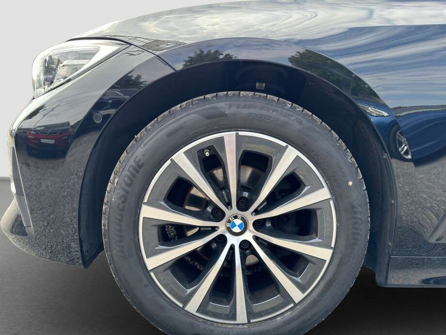 BMW 318i (Bild 21/21)