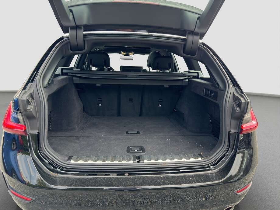 BMW 318i (Bild 7/21)