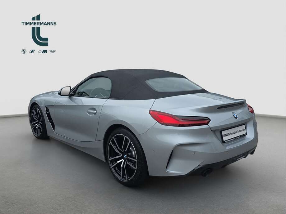 BMW Z4 (Bild 12/18)