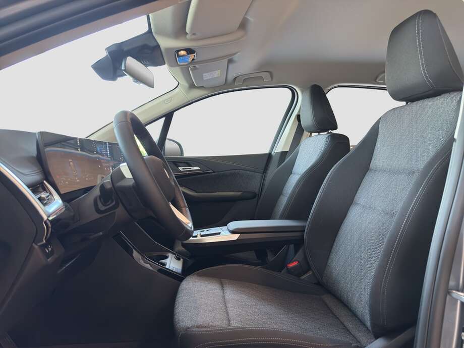 BMW 218 Active Tourer (Bild 13/16)