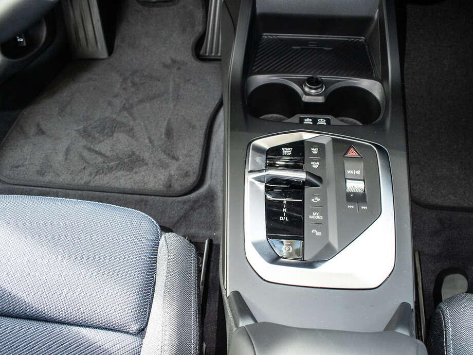 BMW 118d (Bild 13/15)