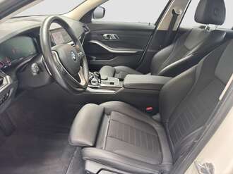 BMW 320d (Bild 1/13)