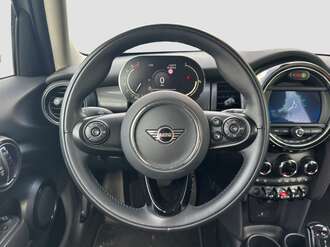 MINI Cooper (Bild 2/18)