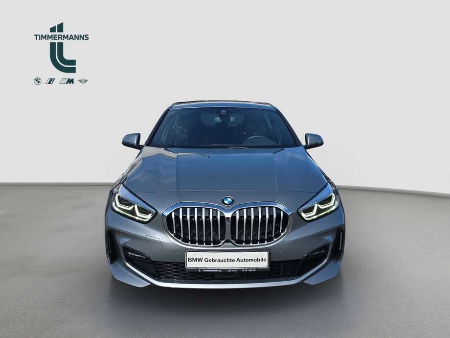 BMW 118i (Bild 17/18)