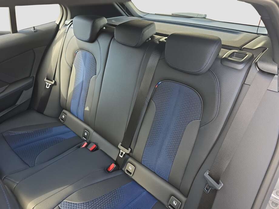 BMW 118i (Bild 6/18)