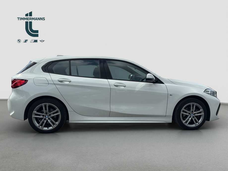 BMW 118i (Bild 14/18)