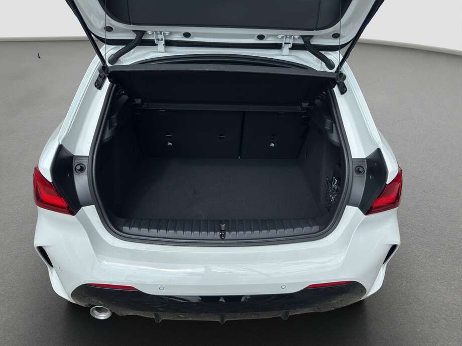 BMW 118i (Bild 5/18)