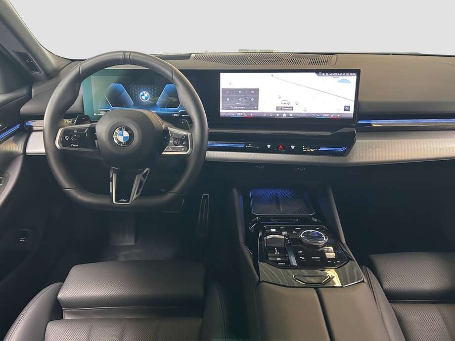 BMW 520d (Bild 5/18)
