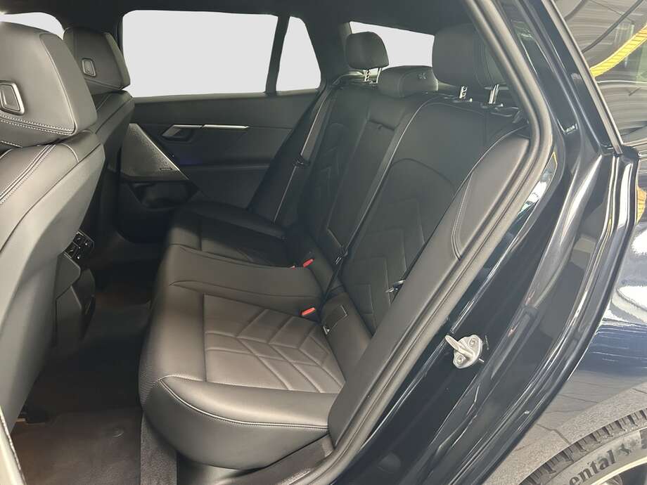 BMW 520d (Bild 6/18)