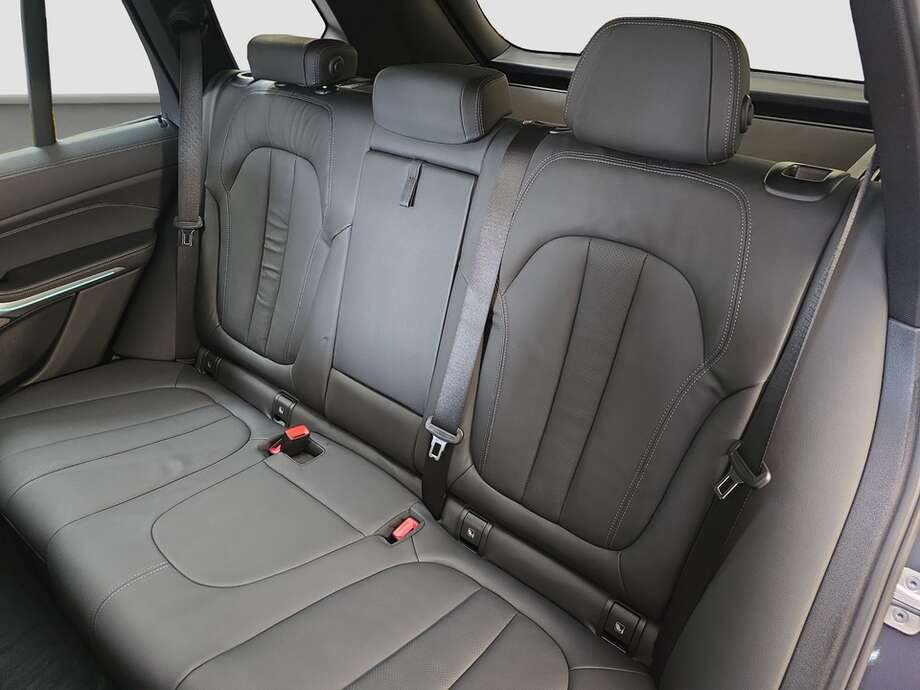 BMW X5 (Bild 6/20)