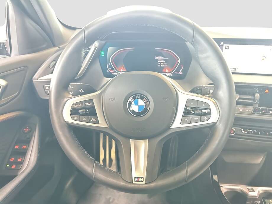 BMW 118i (Bild 3/15)