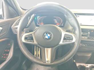BMW 118i (Bild 3/15)