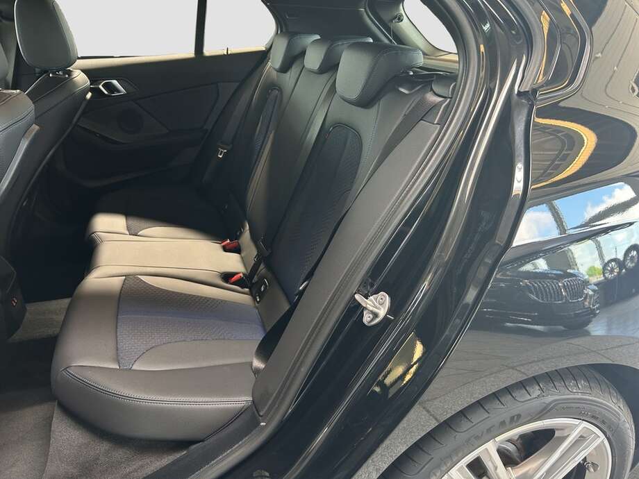 BMW 118i (Bild 5/15)