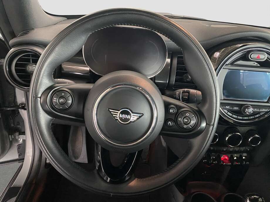 MINI Cooper Cabrio (Bild 2/21)