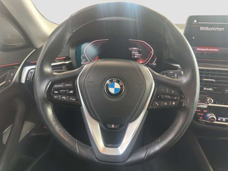 BMW 530d (Bild 1/20)