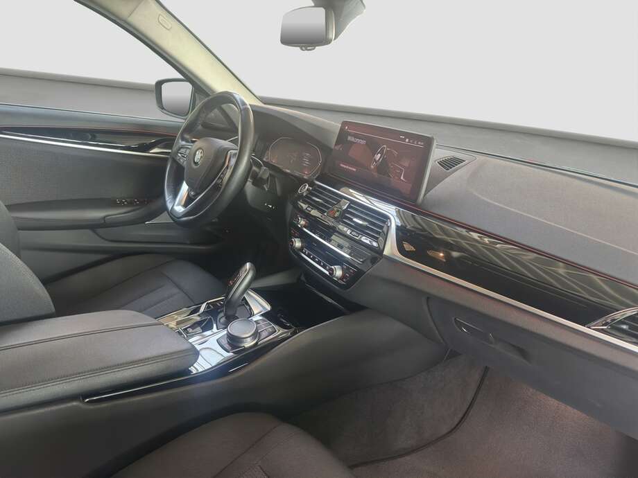 BMW 530d (Bild 6/20)