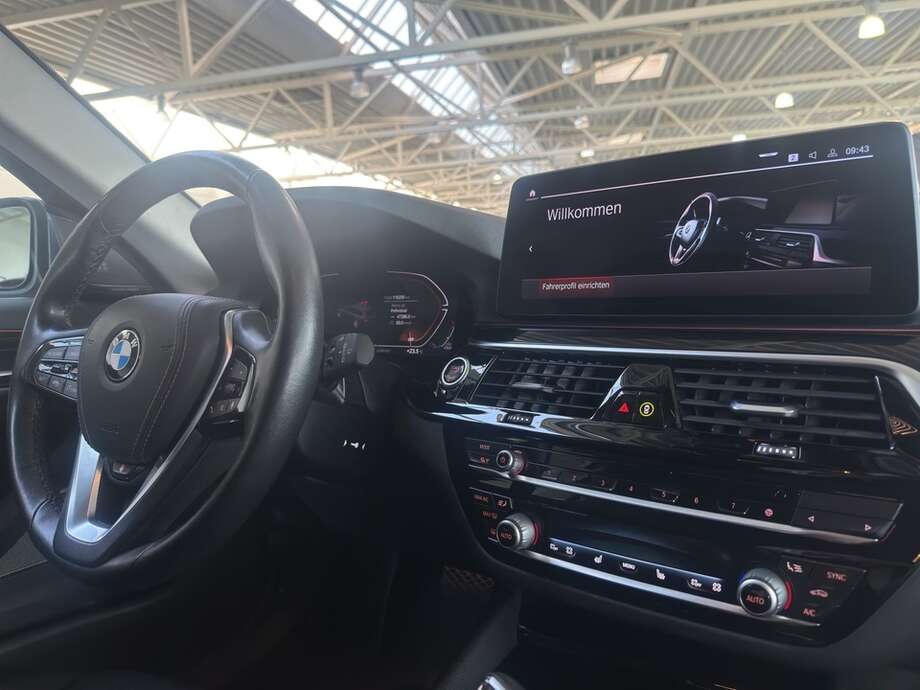 BMW 530d (Bild 8/20)