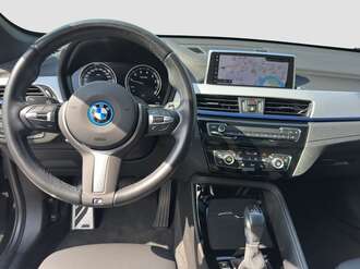 BMW X1 (Bild 3/16)