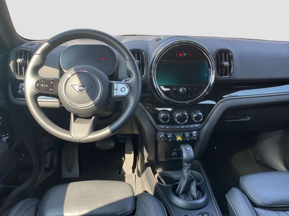 MINI Cooper SE Countryman ALL4 (Bild 3/24)