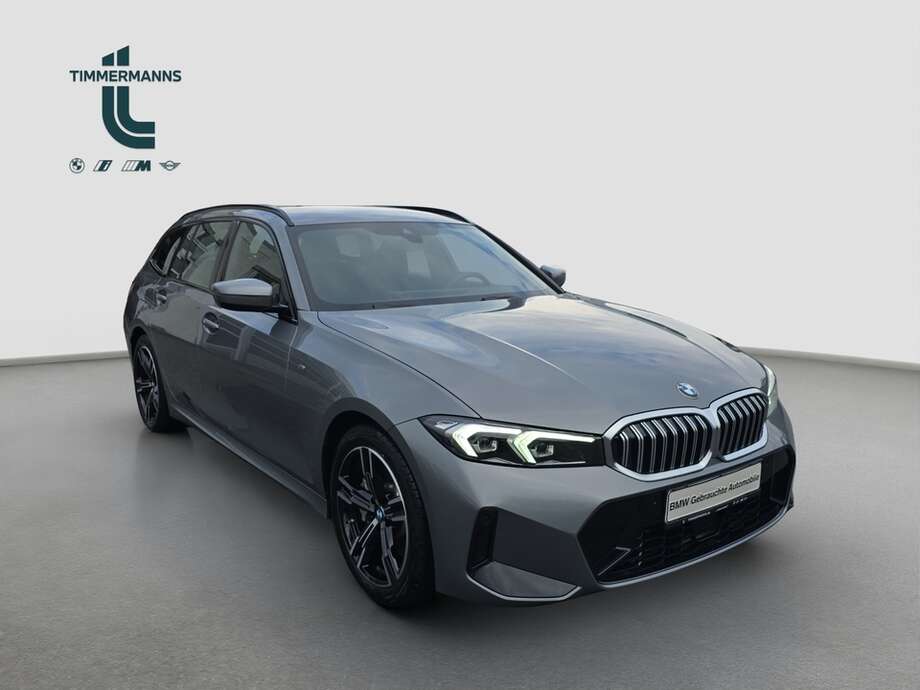 BMW 330i xDrive (Bild 16/18)